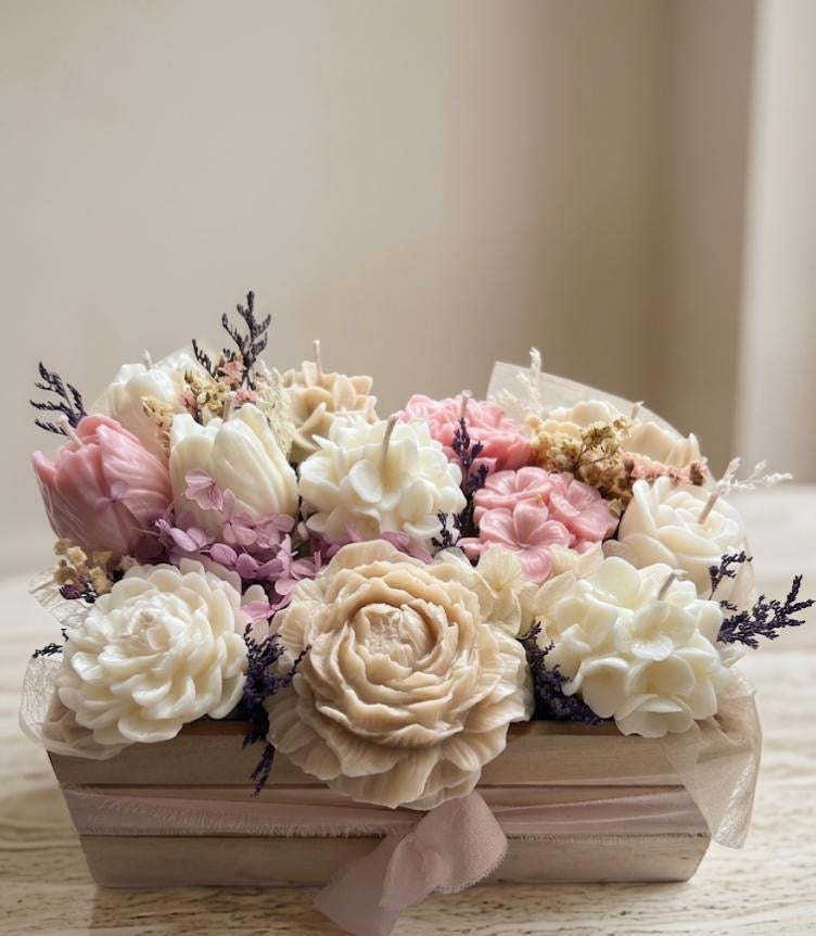 Luxe Kaarsboeket in Kist - Beige/Wit/Roze