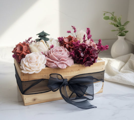 Luxe kaarsboeket in kist- Velvet