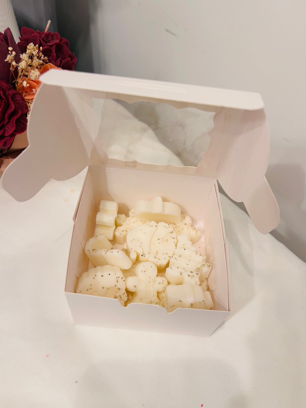 Waxmelts in Kerstvormpjes- Wit met Gouden glitters | Cherry Bloesem 125 gram