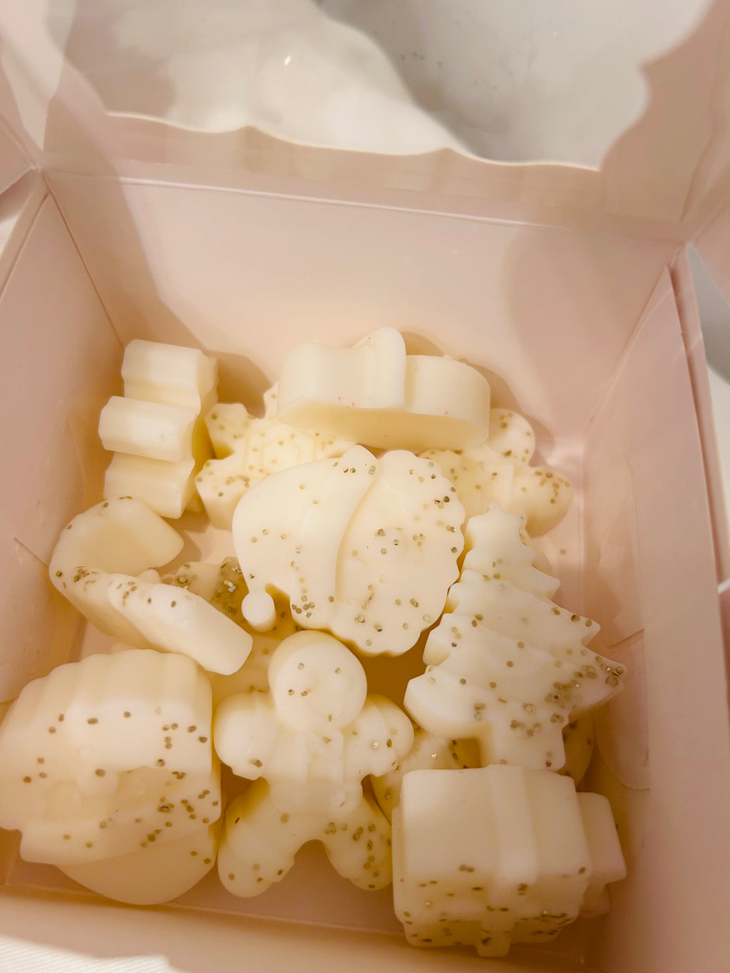 Waxmelts in Kerstvormpjes- Wit met Gouden glitters | Cherry Bloesem 125 gram